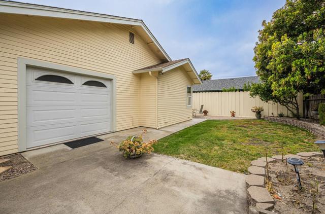 205 Maple Street, Salinas CA: https://media.crmls.org/mediaz/ce5e49b0-63a7-4495-ab4b-f65647859cab.jpg