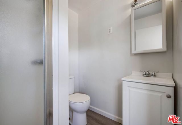 1060 E 45th Way, Long Beach CA: https://media.crmls.org/mediaz/ce5e7895-eb61-482f-969b-7439d1c4f7b2.jpg