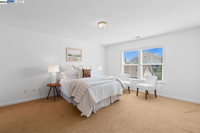 1525 Whispering Oaks Way, Pleasanton CA: https://media.crmls.org/mediaz/ce5effcd-fcbd-4226-a6d7-a32e556445d2.jpg
