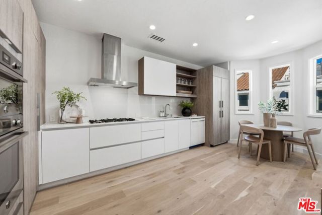 6487 Cavalleri Road, Malibu CA: https://media.crmls.org/mediaz/ce5f07ce-6923-4d13-a0f2-58995fc19af6.jpg