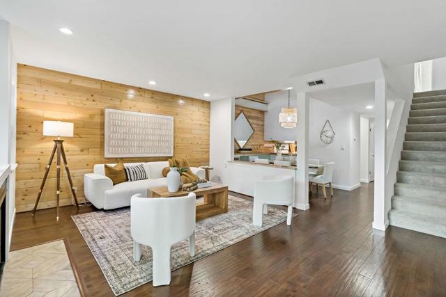 502 W Sunnyoaks Avenue, Campbell CA: https://media.crmls.org/mediaz/ce5f6ffb-7637-46d9-b1f2-d6756681d04e.jpg