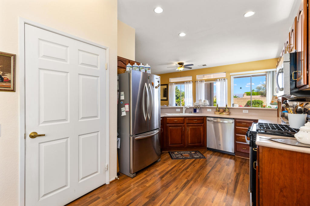 MLS #219135879DA image #9