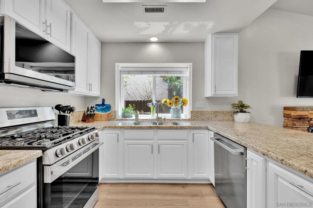 8548 Park Run Rd - photo 10