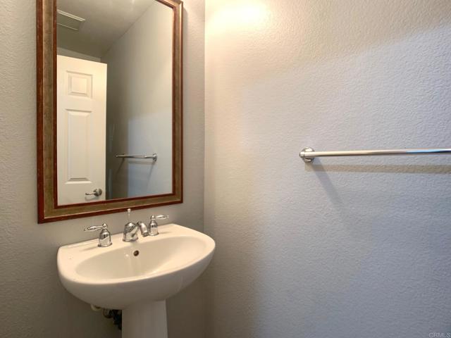 2668 Escala Circle, San Diego CA: https://media.crmls.org/mediaz/ce602e81-962c-4915-90dc-edb7daaceb46.jpg