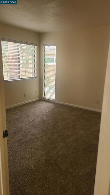 7977 Arcade Lake Ln, Citrus Heights CA: https://media.crmls.org/mediaz/ce6048c3-98c4-4e35-b5d2-28f13d2b5fe0.jpg