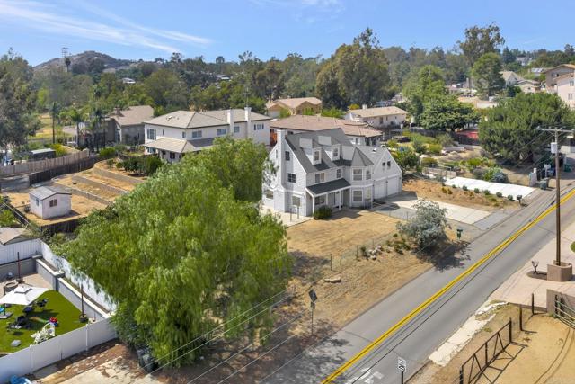 Detail Gallery Image 29 of 30 For 2229 Crest Dr, El Cajon,  CA 92021 - 4 Beds | 3/1 Baths
