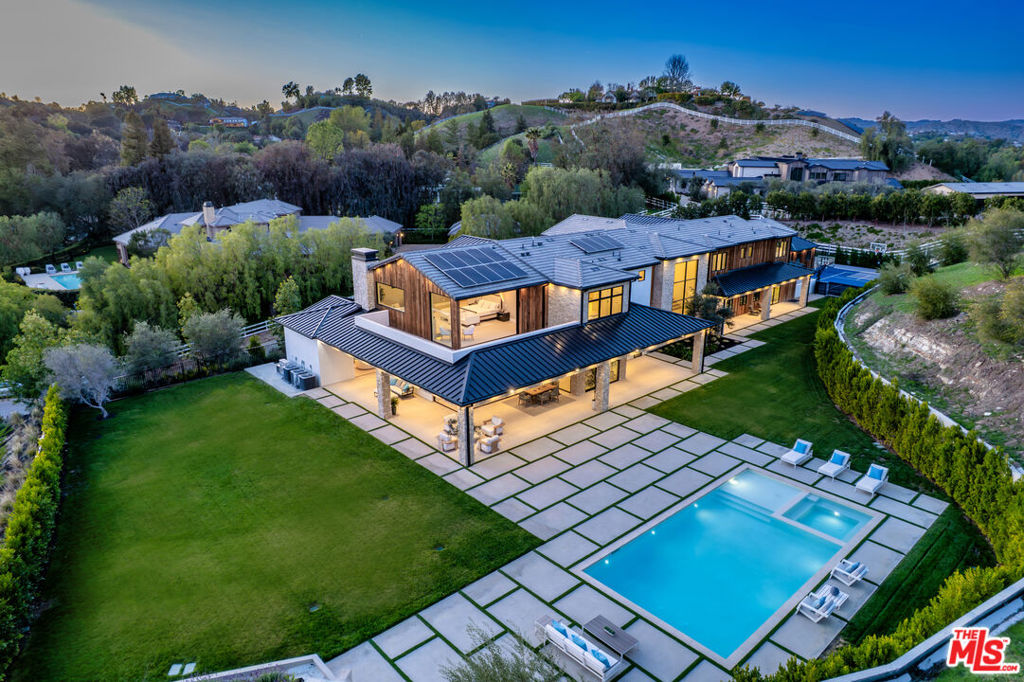 24247 Bridle Trail Rd