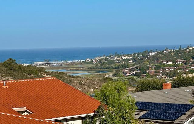 Detail Gallery Image 24 of 45 For 401 Santa Dominga, Solana Beach,  CA 92075 - 5 Beds | 3 Baths
