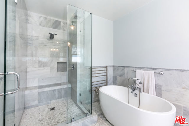 1709 Buckingham Road, Los Angeles CA: https://media.crmls.org/mediaz/ce622038-d10b-4b81-a8d2-1bccd3e9e216.jpg