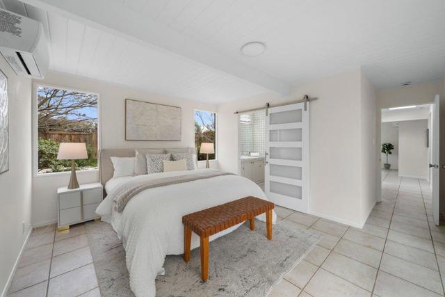 Image 38 of 73 For 829 Talisman Drive