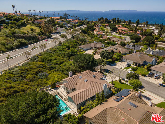 30150 AVENIDA CELESTIAL, Rancho Palos Verdes, California 90275, 4 Bedrooms Bedrooms, ,3 BathroomsBathrooms,Residential,Sold,AVENIDA CELESTIAL,22145523