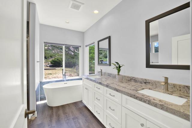Home for Sale in Ramona
