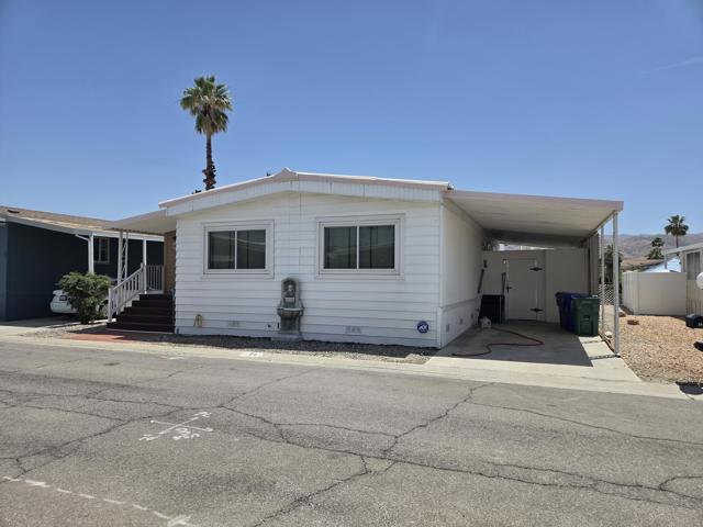 24 Mesa View Drive, Cathedral City CA: https://media.crmls.org/mediaz/ce654f00-a53d-4b1e-baf8-95087367868f.jpg