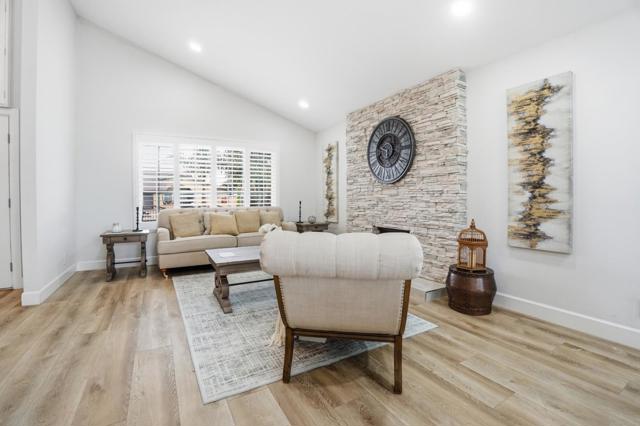 11383 Stonecress Avenue, Fountain Valley CA: https://media.crmls.org/mediaz/ce66c5ba-eddb-40ce-a506-c1f5acd346b1.jpg