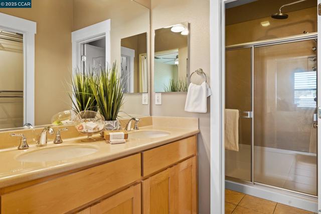 239 Marina Village Rd, Benicia CA: https://media.crmls.org/mediaz/ce67048c-b7e7-4ff0-9bbd-afb719a69b0a.jpg