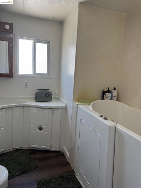 137 Zartop, Oakley CA: https://media.crmls.org/mediaz/ce672a43-68af-41bd-9449-73ecbef113fe.jpg