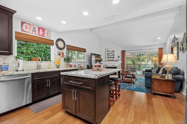 Detail Gallery Image 15 of 42 For 4439 Salisbury Dr, Carlsbad,  CA 92010 - 4 Beds | 2 Baths