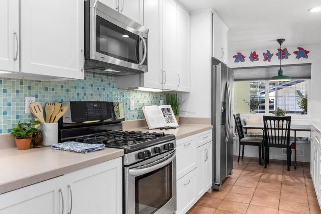 5324 Plateau Drive, Felton CA: https://media.crmls.org/mediaz/ce67c3a5-9472-4bd3-9e80-d2fe985fc177.jpg