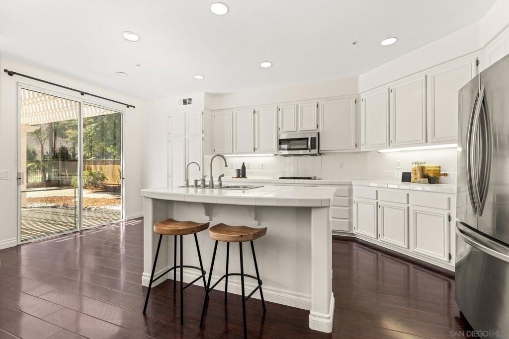 Ce67F3C3 82F2 4713 Bad9 Fa3059A13B63 3083 Sprucewood Ln, Escondido, Ca 92027 &Lt;Span Style='BackgroundColor:transparent;Padding:0Px;'&Gt; &Lt;Small&Gt; &Lt;I&Gt; &Lt;/I&Gt; &Lt;/Small&Gt;&Lt;/Span&Gt;