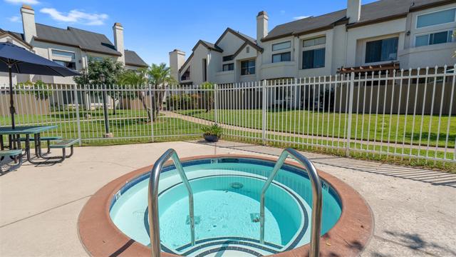 1508 Granite Hills, El Cajon CA: https://media.crmls.org/mediaz/ce67f478-3a77-4189-b6b3-7b536ccaf815.jpg