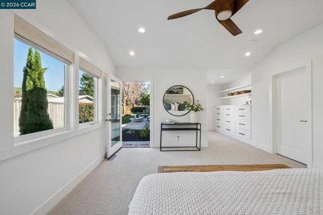 Image 19 of 38 For 342 Constance Pl