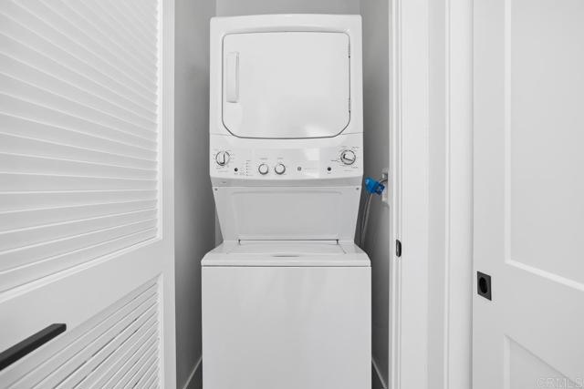 Detail Gallery Image 31 of 42 For 1211 Stonemark Place, Vista,  CA 92081 - 5 Beds | 4/1 Baths