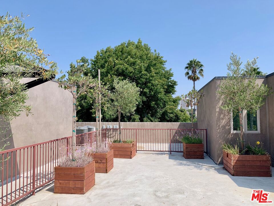 MLS #25616893 image #15