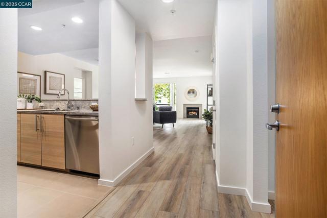 1655 N California, Walnut Creek CA: https://media.crmls.org/mediaz/ce69028b-d9a3-4237-ab4f-04706ec73e21.jpg