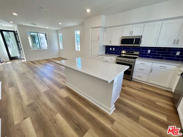1008 Sage Ln -