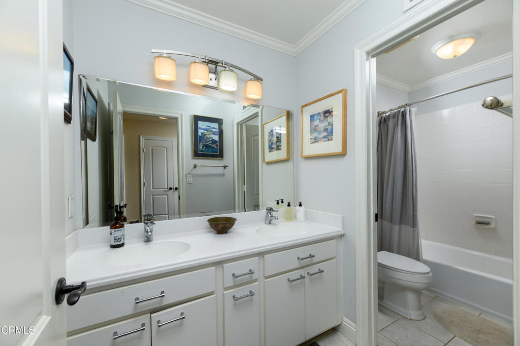 MLS #V1-32958 image #25