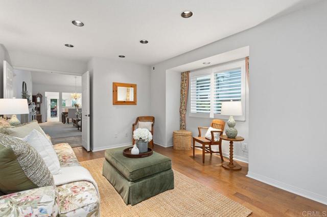 7414 Lantana, Carlsbad CA: https://media.crmls.org/mediaz/ce6a4cf8-2367-4fd6-bf83-bbe82bfc624a.jpg