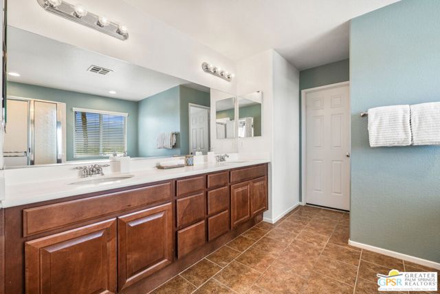 42776 Del Lago Court, Indio CA: https://media.crmls.org/mediaz/ce6a8f34-788a-47da-b1f0-235960ee4ac2.jpg