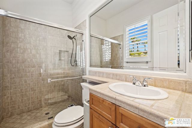 1 Toscana Way, Rancho Mirage CA: https://media.crmls.org/mediaz/ce6af9d1-7cbe-4fea-88b6-ac39593c7688.jpg