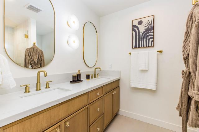 Detail Gallery Image 18 of 28 For 14362 Collins St, Sherman Oaks,  CA 91401 - 3 Beds | 2 Baths