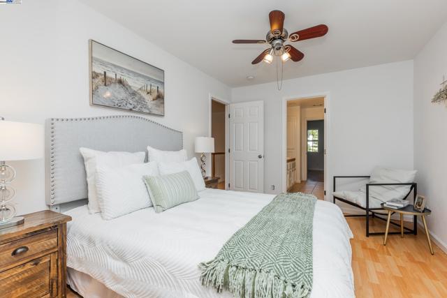 4008 Mount Vernon Pl, Dublin CA: https://media.crmls.org/mediaz/ce6b8cec-e17a-43ad-a364-bb2bda45ba52.jpg