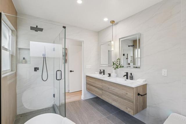 453 N Rengstorff Avenue, Mountain View CA: https://media.crmls.org/mediaz/ce6c4b76-ba4c-487b-8a4e-80ce711fe86b.jpg