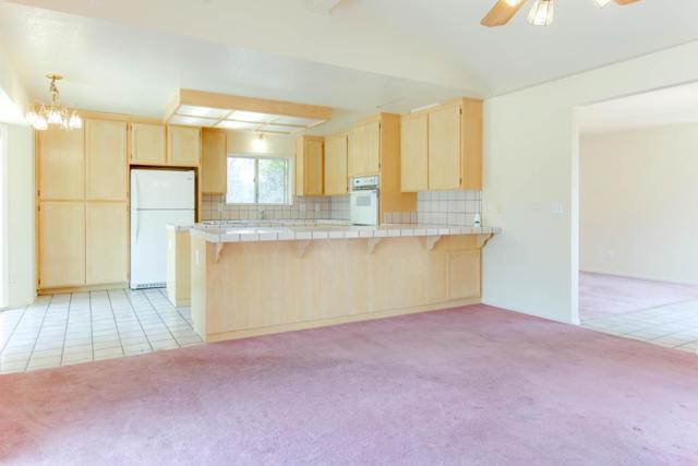 6460 Cabernet Drive, Hollister CA: https://media.crmls.org/mediaz/ce6d0545-a162-4f73-abf7-3a40b08332ae.jpg