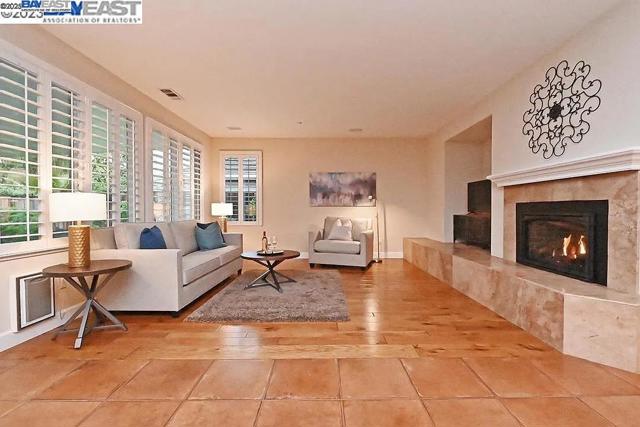 787 Barleta Ln, Livermore CA: https://media.crmls.org/mediaz/ce6d2cf6-a093-48a1-a69c-46fea1c1bb4a.jpg