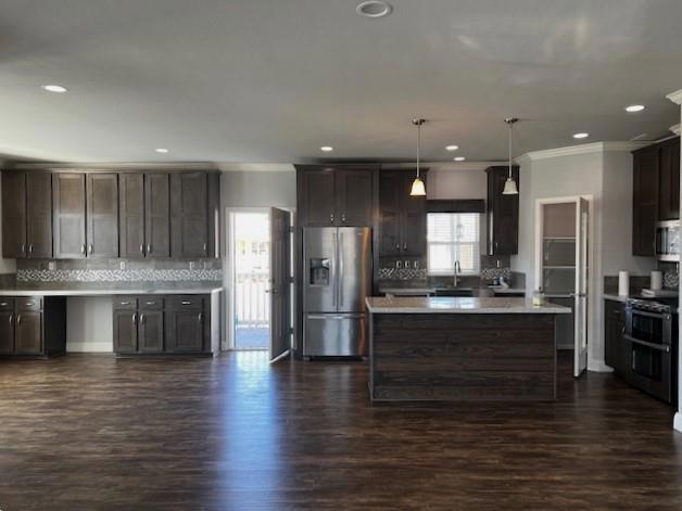 177 Chateau La Salle Drive, San Jose CA: https://media.crmls.org/mediaz/ce6d42ba-9707-4333-b13f-544fba4fdfa7.jpg