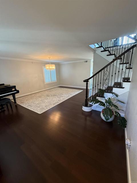 Detail Gallery Image 6 of 26 For 346 Rimhurst Ct, Oceanside,  CA 92058 - 4 Beds | 2 Baths