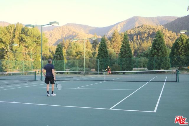 Tennis & Pickleball