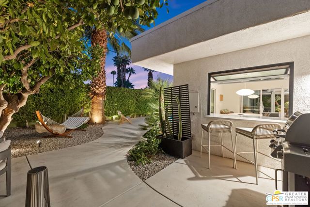 1100 E Marion Way, Palm Springs, CA 92264