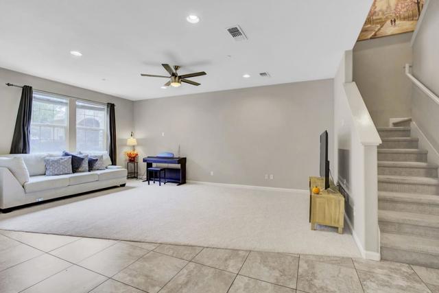 7934 Spanish Oak Circle, Gilroy CA: https://media.crmls.org/mediaz/ce722fed-5add-49b2-b9db-8a7ce73176d2.jpg