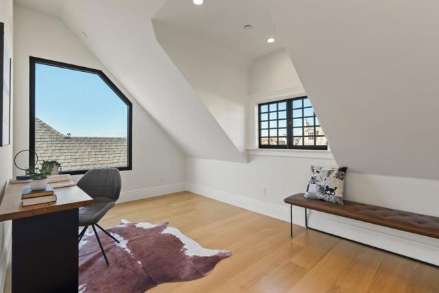 2853 Broderick Street, San Francisco CA: https://media.crmls.org/mediaz/ce727add-e1f5-4155-be92-4ae9bf4c4126.jpg