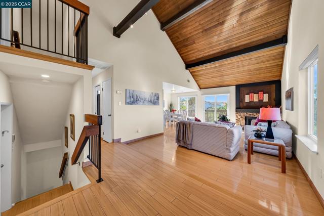 1310 Lewis Ln, Pinole CA: https://media.crmls.org/mediaz/ce748850-2827-4db8-b132-07fa8f033061.jpg