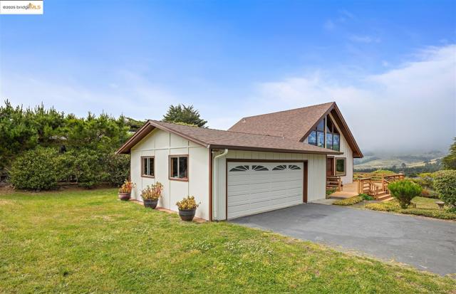 1400 Audubon AVE, Montara CA: https://media.crmls.org/mediaz/ce75a0eb-a259-4e1b-977b-c184bc3a5117.jpg