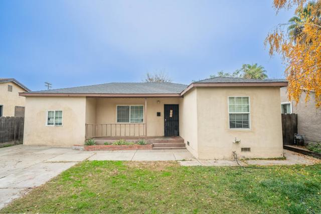 3725 Alameda Avenue, Denair CA: https://media.crmls.org/mediaz/ce7872d6-f538-4cdf-9617-364791fea5c1.jpg