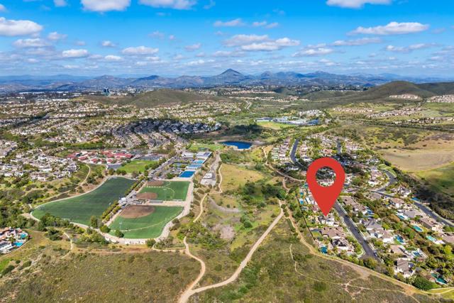 10263 Winecreek Ct, San Diego CA: https://media.crmls.org/mediaz/ce789b4e-c428-4c87-a479-24394ad721cc.jpg