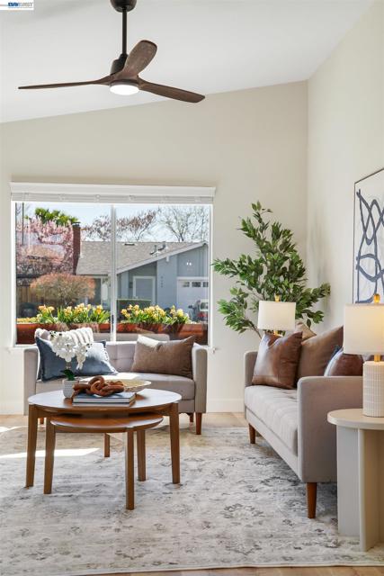 Image 20 of 53 For 4138 Bishop Pine Way