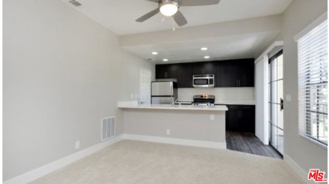 973 WESTCREEK Lane, Westlake Village CA: https://media.crmls.org/mediaz/ce7a693a-f21e-4064-b59f-f53b1183c0d6.jpg